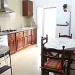 Vivenda Rosa منزل للإقامة