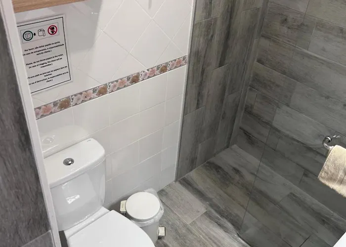 Vivenda Rosa 民宿 *