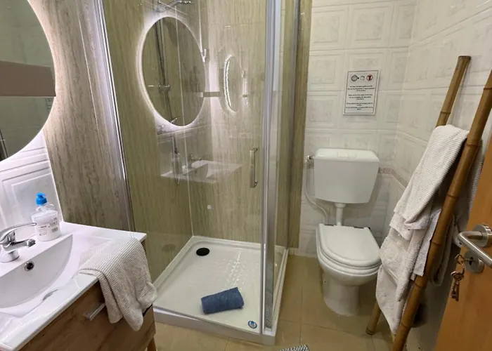 Vivenda Rosa * 拉哥斯