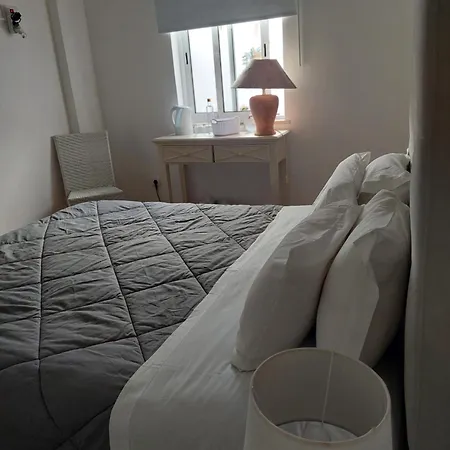 Vivenda Rosa Λάγος