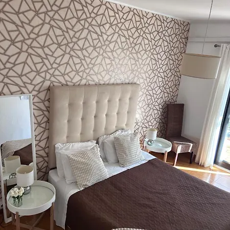 Vivenda Rosa Δωμάτια σε οικογενειακή κατοικία *