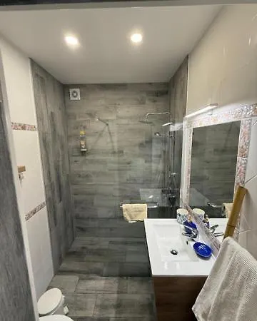 Δωμάτια σε οικογενειακή κατοικία Vivenda Rosa