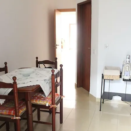 Δωμάτια σε οικογενειακή κατοικία Vivenda Rosa Λάγος